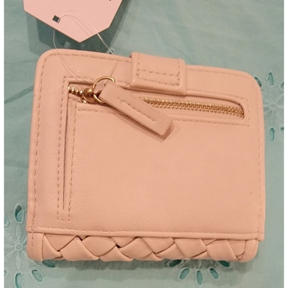 NWT Time and Tru Wallet - Picture 3 of 9